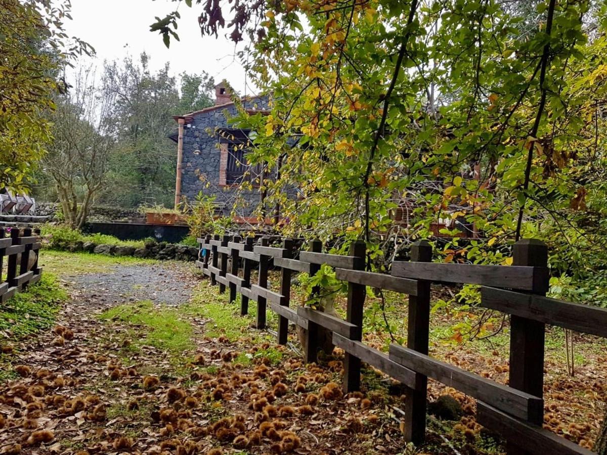Вилла Casa Etna Бронте Экстерьер фото